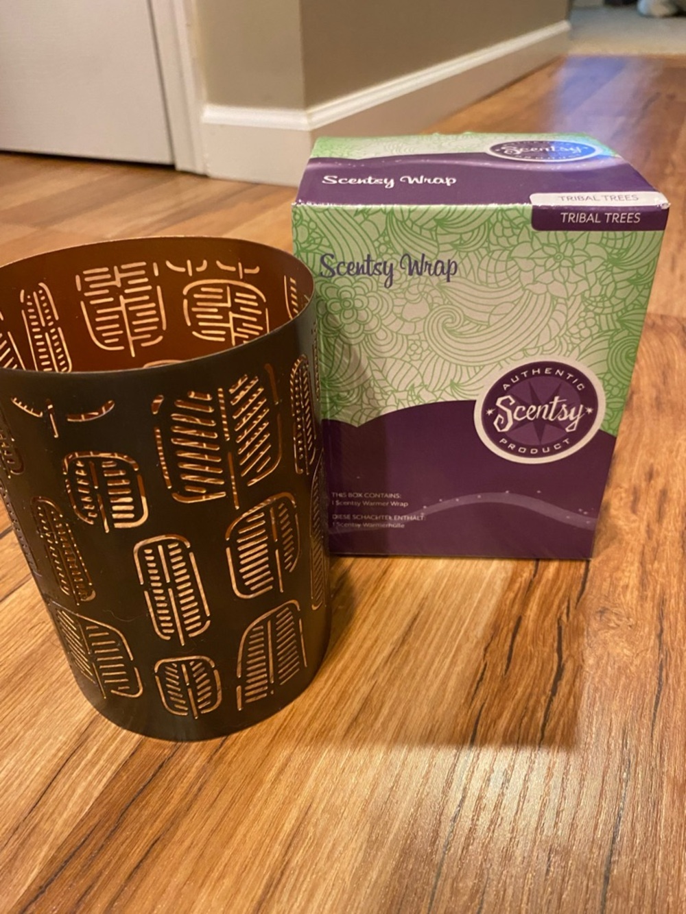 Scentsy Warmer Wrap-Tribal Trees WRAP ONLY-NO WARMER-RETIRED Box Included